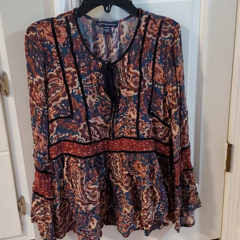 American Eagle peasant top